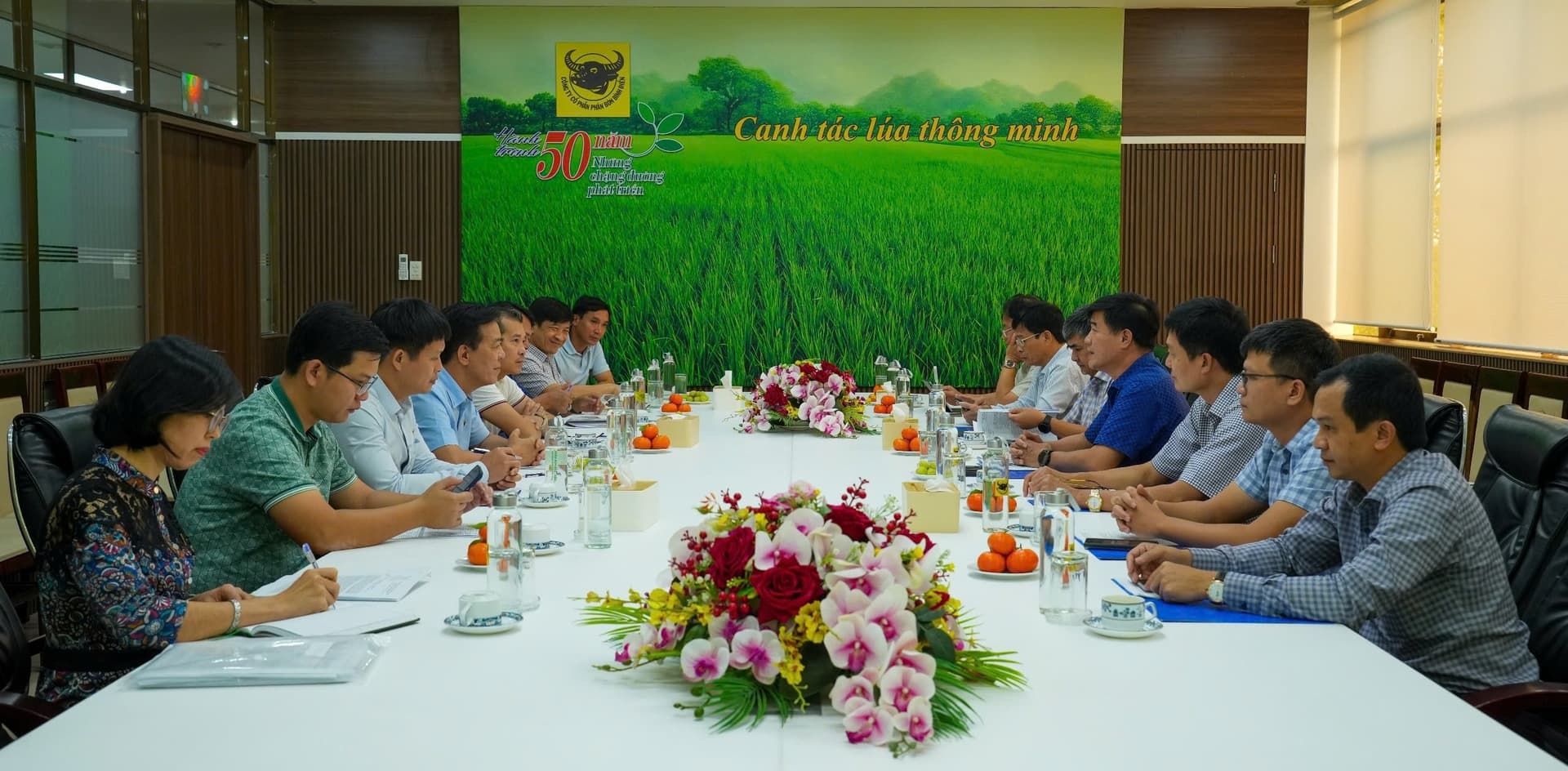 ĐOÀN CÔNG TÁC CỦA UBND TỈNH ĐẮK LẮK THĂM VÀ LÀM VIỆC VỚI CÔNG TY CP PHÂN BÓN BÌNH ĐIỀN: HƯỚNG ĐẾN LỄ HỘI CÀ PHÊ BUÔN MA THUỘT LẦN THỨ 9 NĂM 2025