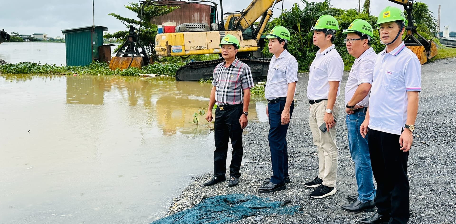 Lãnh đạo Công ty CPPB Bình Điền kiểm tra công tác ứng phó bão Yagi tại Công ty CP Bình Điền Ninh Bình